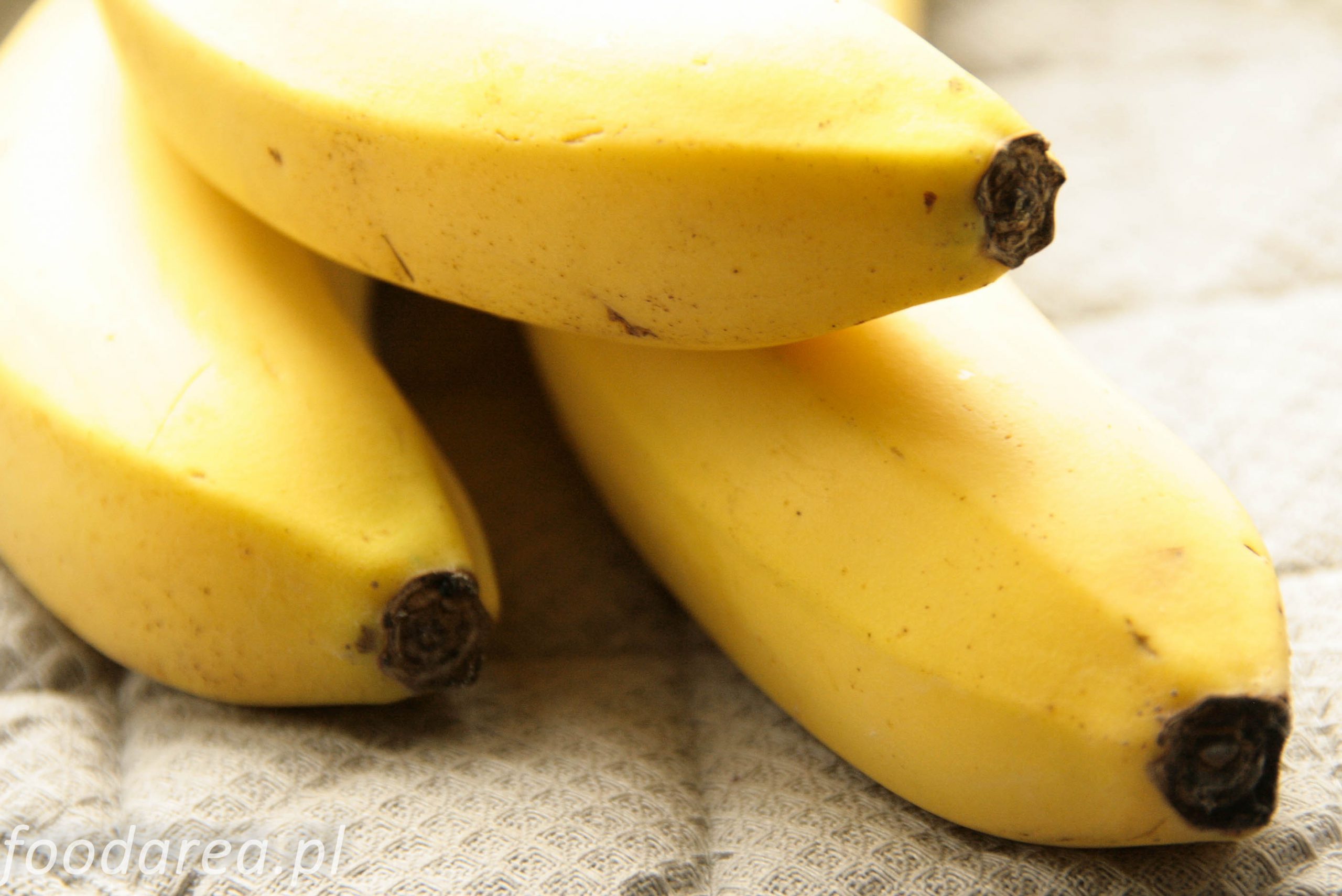 Sredni Banan Dostarcza 100 Kcal Ile Bananow Banany - jeść czy nie? - Foodarea │ Poradnia dietetyczna Pruszków